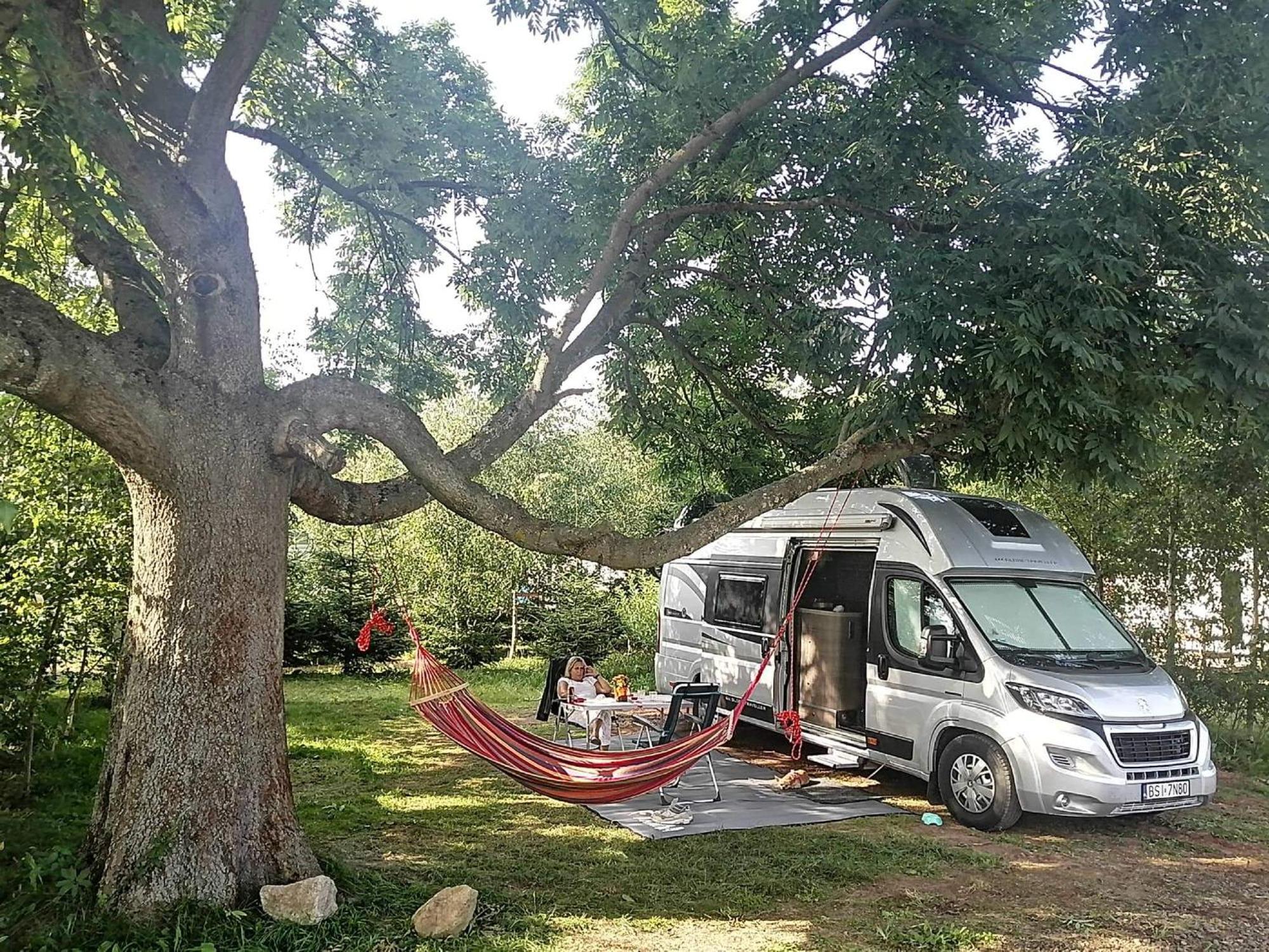 Camper Park Radkow Villa Buitenkant foto